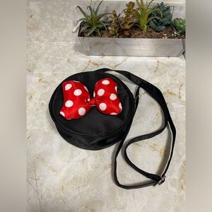 New Disney JP Minnie Mouse round cross body purse